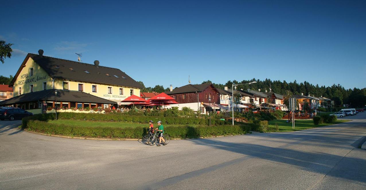 Hotel Admiral Lipno nad Vltavou Extérieur photo