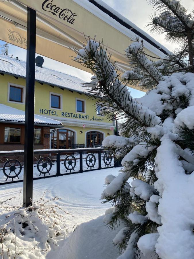 Hotel Admiral Lipno nad Vltavou Extérieur photo