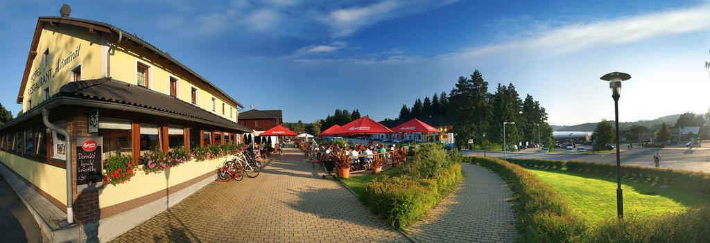 Hotel Admiral Lipno nad Vltavou Extérieur photo