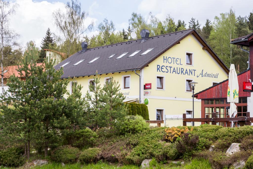 Hotel Admiral Lipno nad Vltavou Extérieur photo