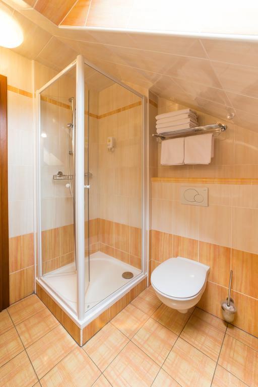 Hotel Admiral Lipno nad Vltavou Extérieur photo