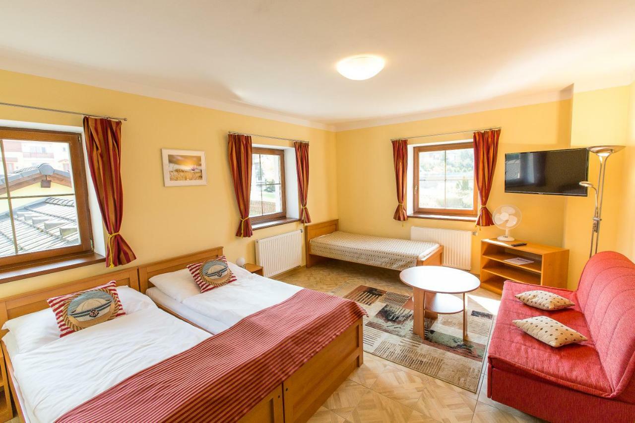Hotel Admiral Lipno nad Vltavou Extérieur photo
